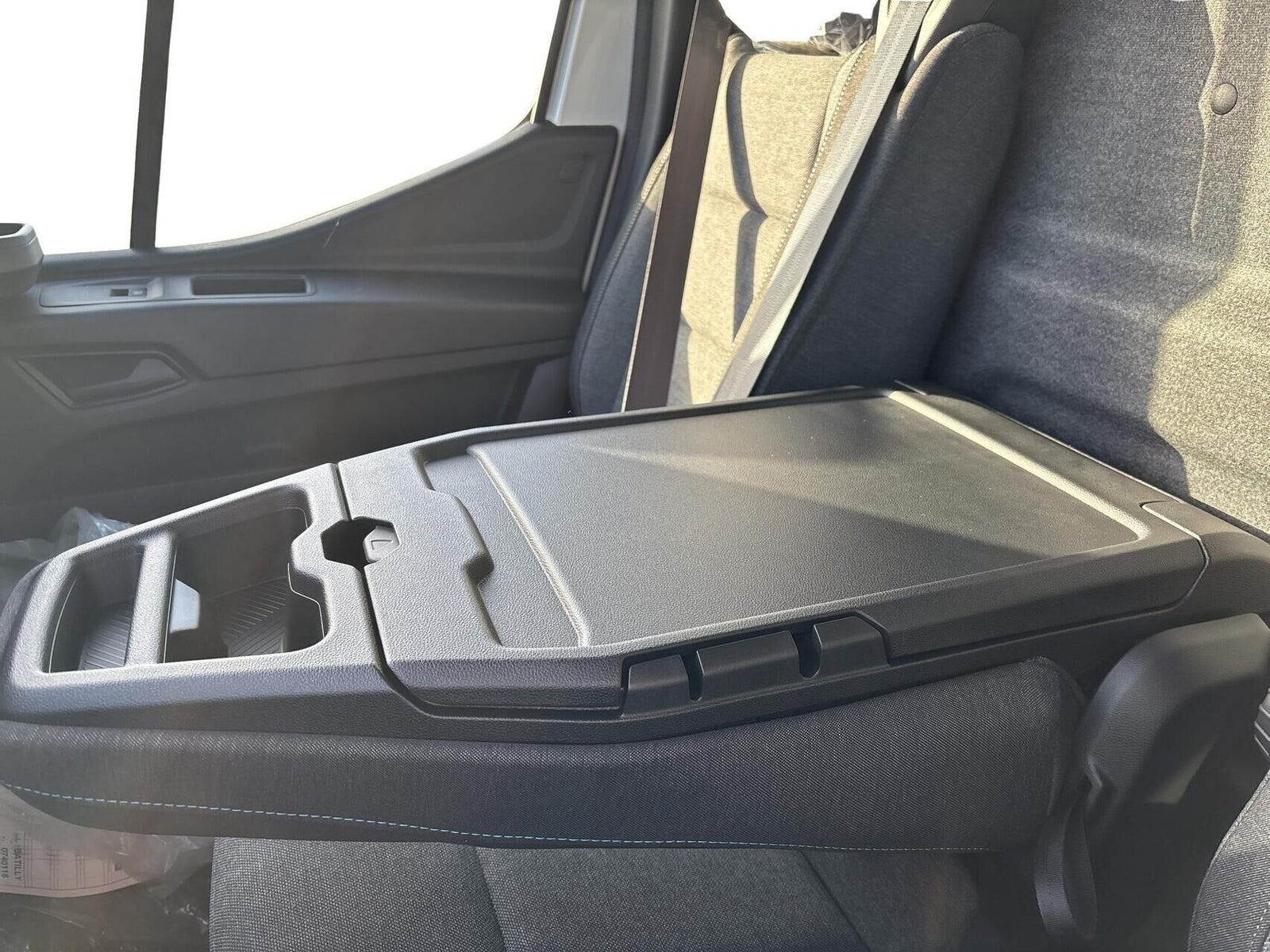 Hvid Nissan Interstar fra 2024