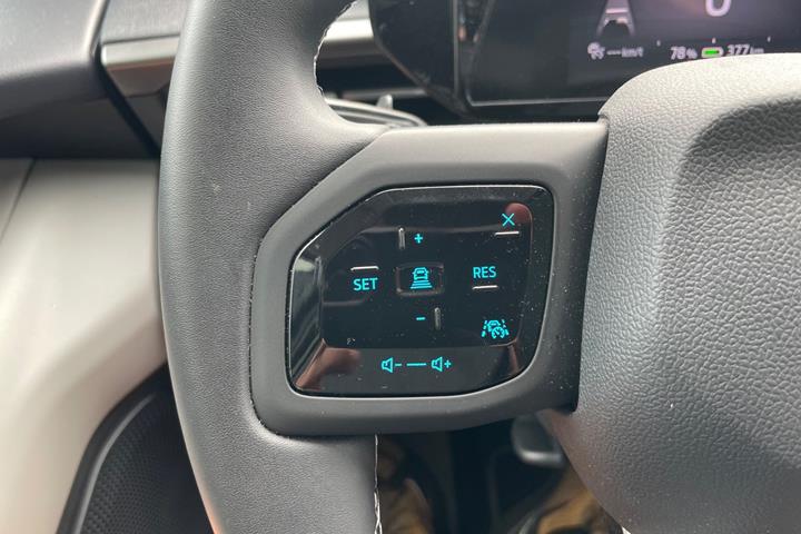 Blå Ford Explorer fra 2025