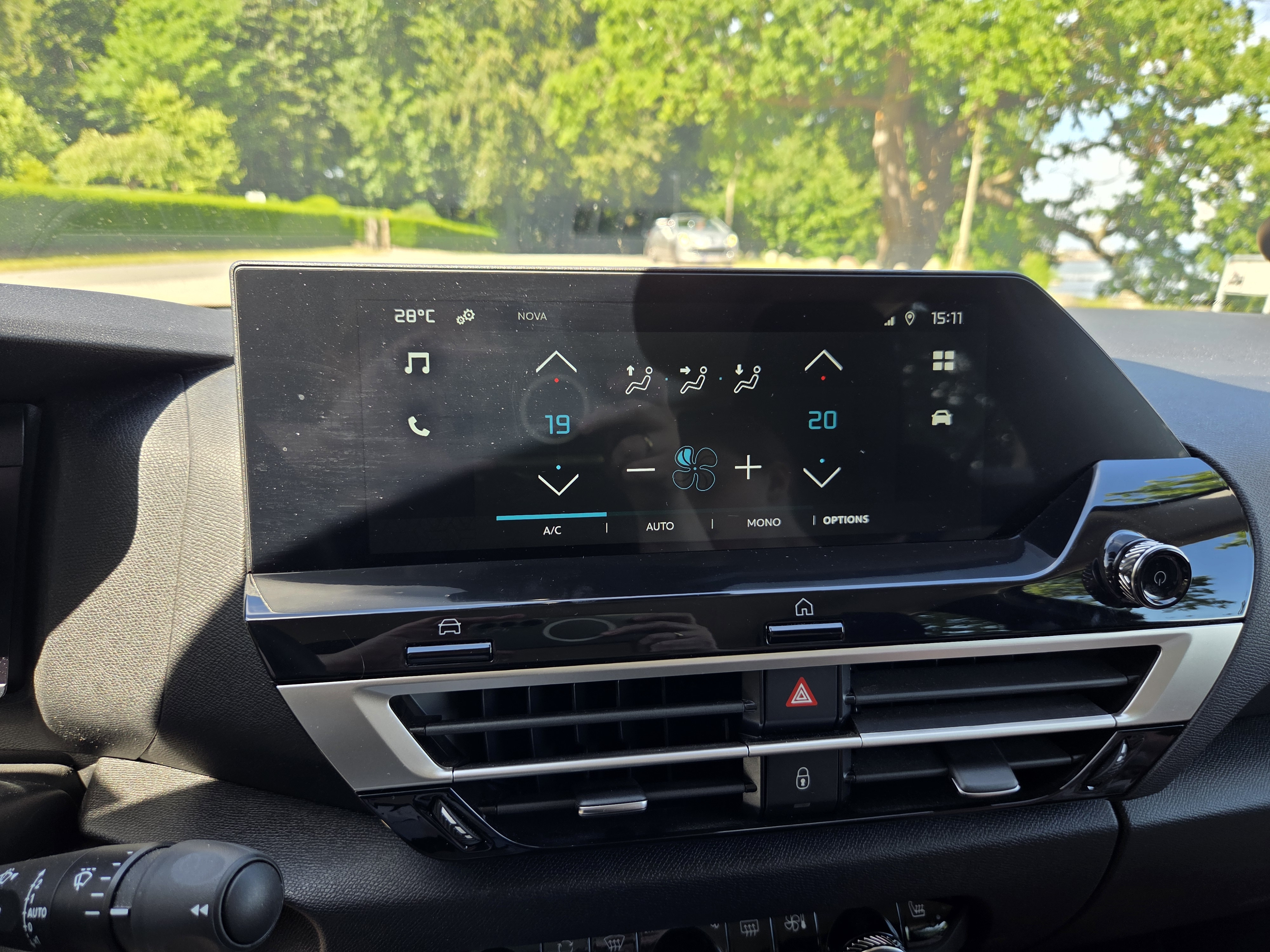 Sort Citroën C4 fra 2023