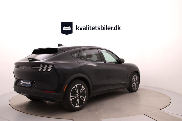 Sort Ford Mustang Mach-E fra 2024