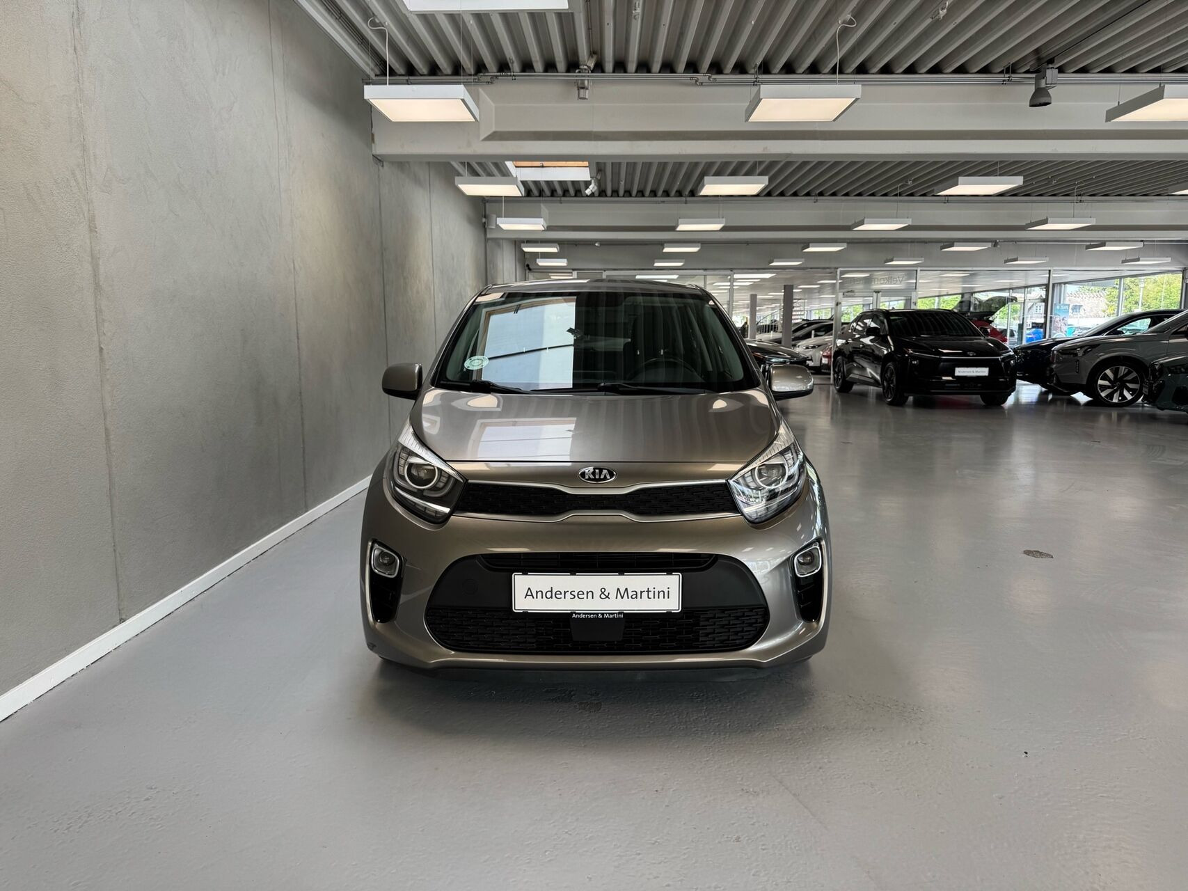 Grå Kia Picanto fra 2018