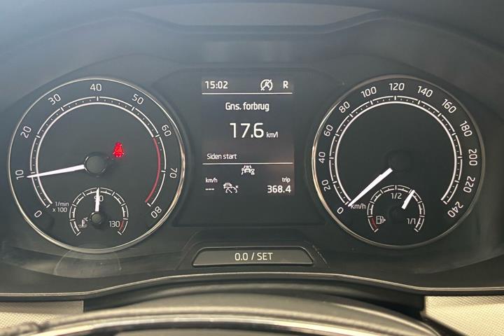 Sort Skoda Scala fra 2022