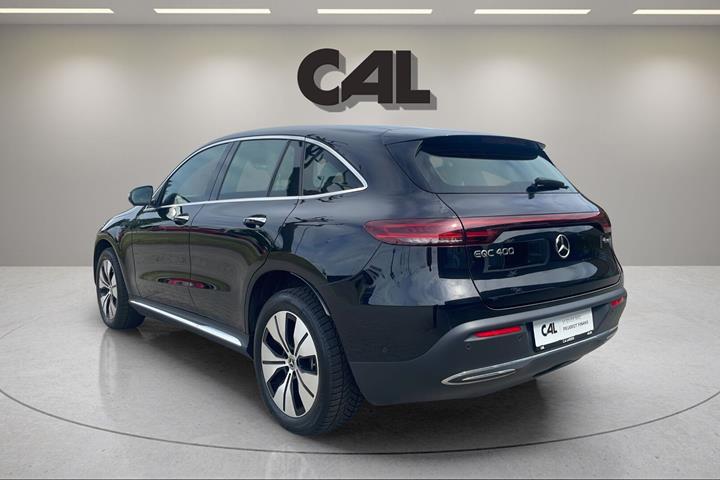 Sort Mercedes EQC 400 fra 2022