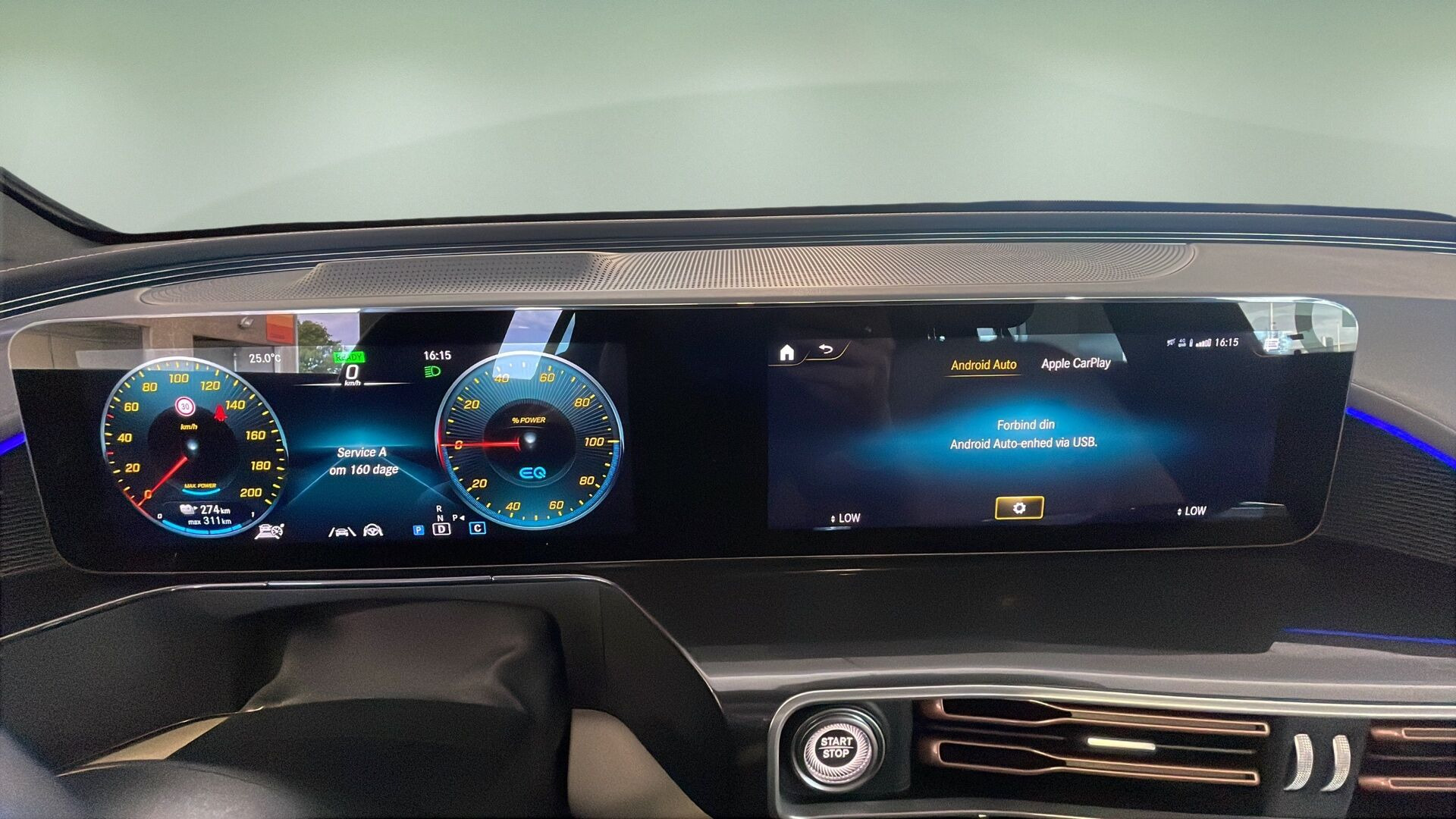 Sort Mercedes EQC 400 fra 2022