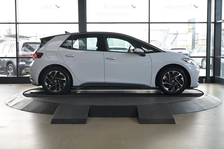 Hvid VW ID.3 fra 2024