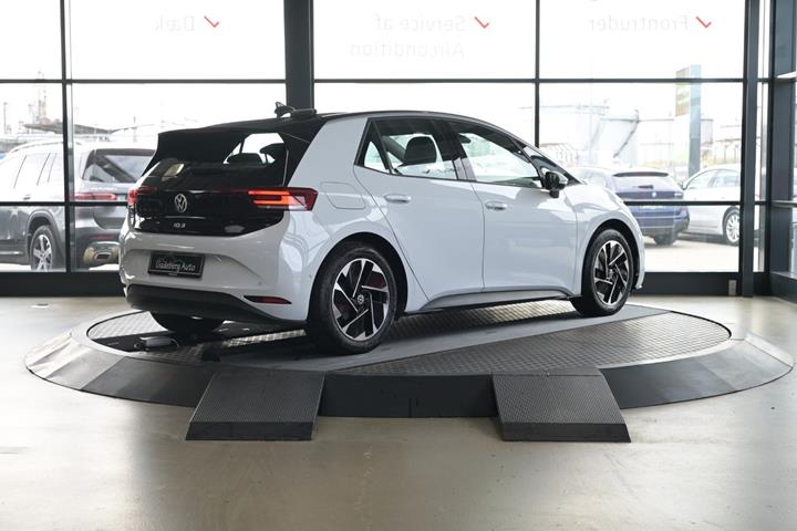 Hvid VW ID.3 fra 2024