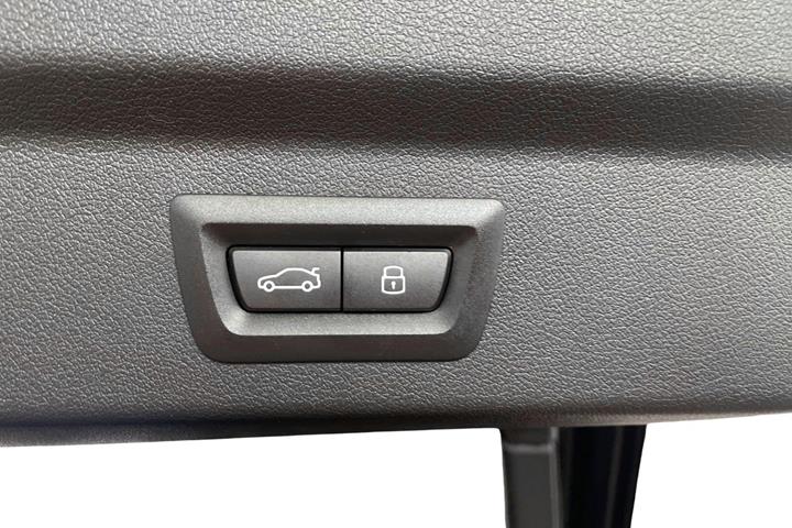 Sort BMW iX2 fra 2025