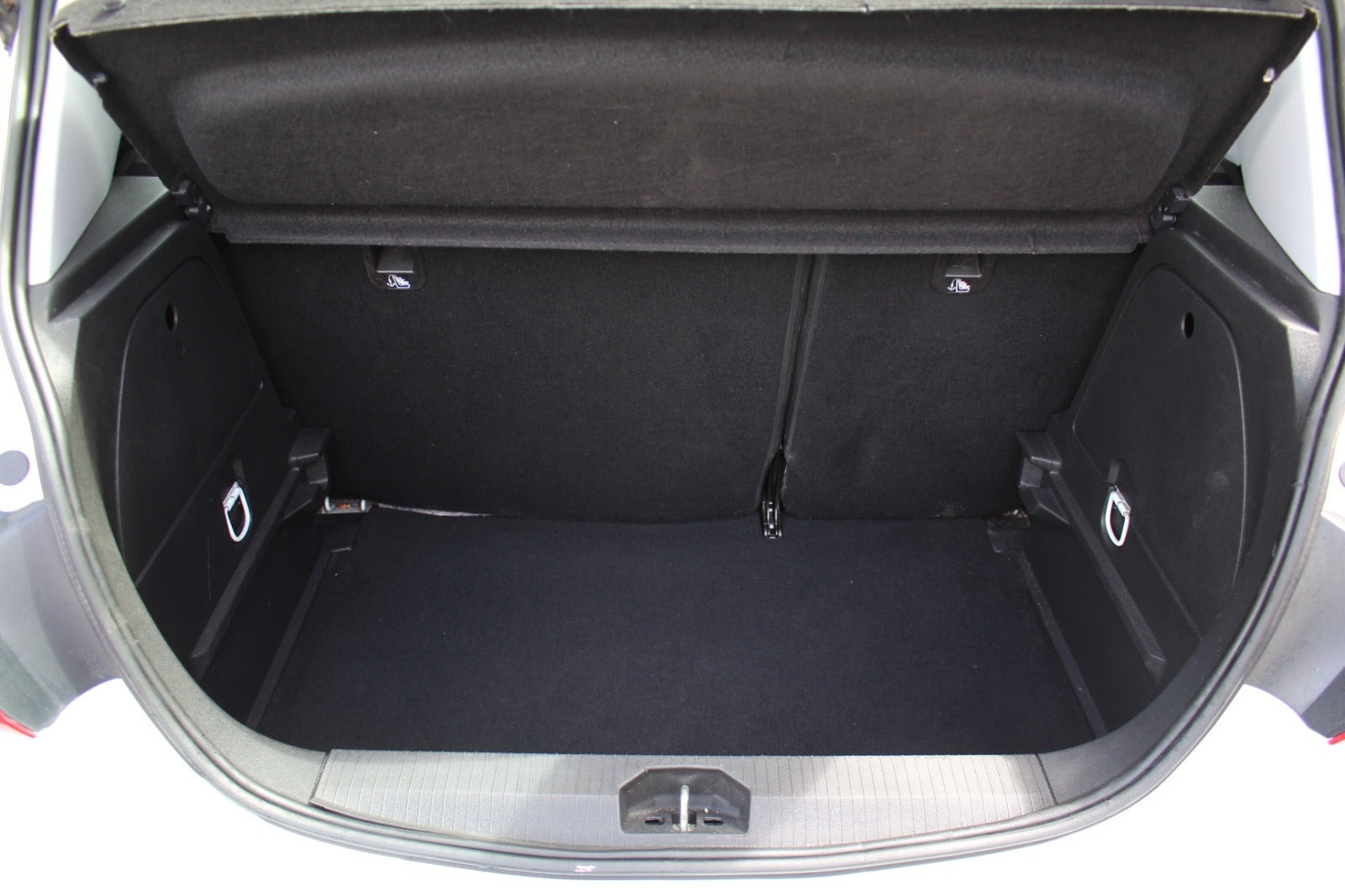 Hvid Opel Corsa fra 2017
