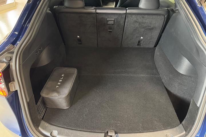 undefined Tesla Model Y fra 2021