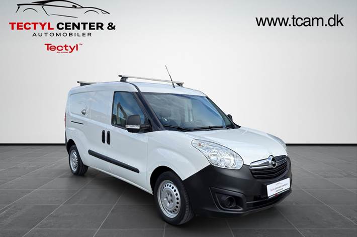Hvid Opel Combo fra 2016