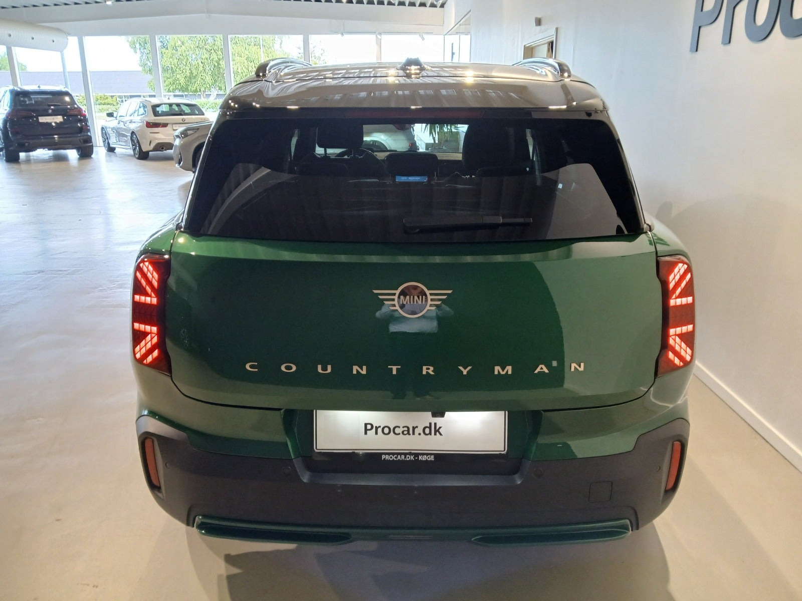 Grøn Mini Countryman E fra 2025