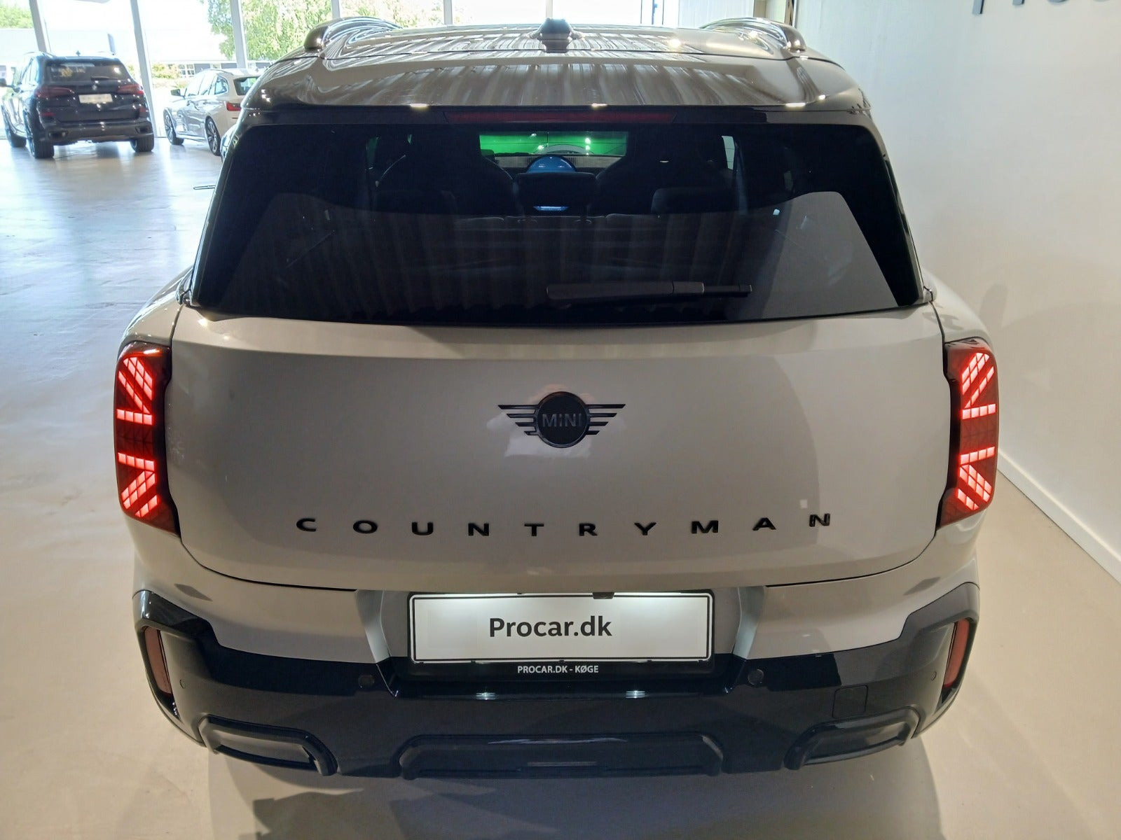 Sølv Mini Countryman E fra 2025
