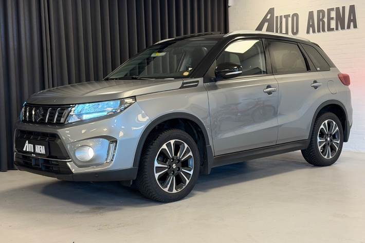 Grå Suzuki Vitara fra 2021