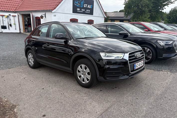 Sort Audi Q3 fra 2016