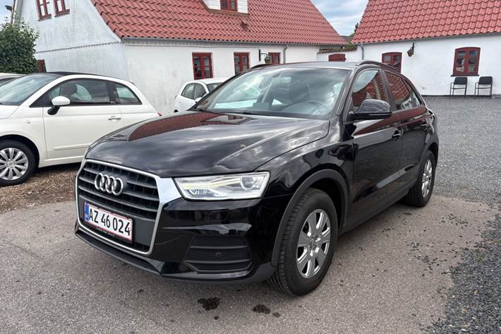 Sort Audi Q3 fra 2016