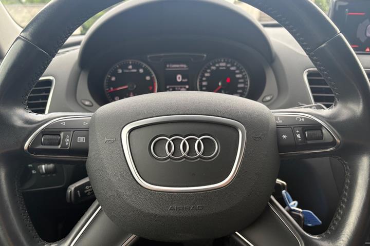 Sort Audi Q3 fra 2016