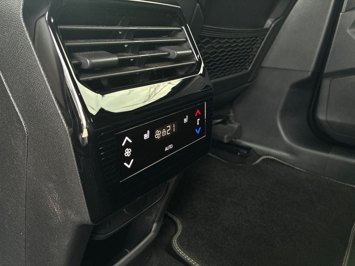 Sort Peugeot e-5008 fra 2025