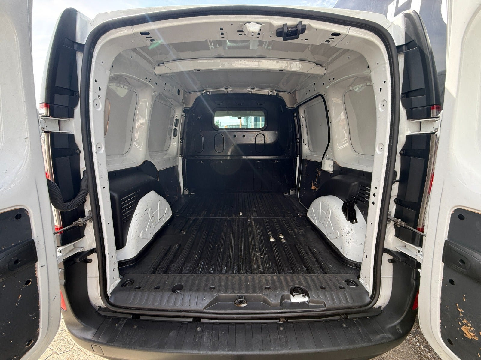 Hvid Renault Kangoo fra 2019