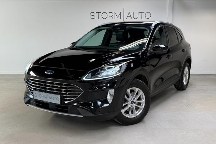 Sort Ford Kuga fra 2022 set udefra