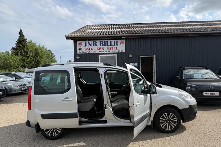 undefined Peugeot Partner Tepee fra 2011 set udefra