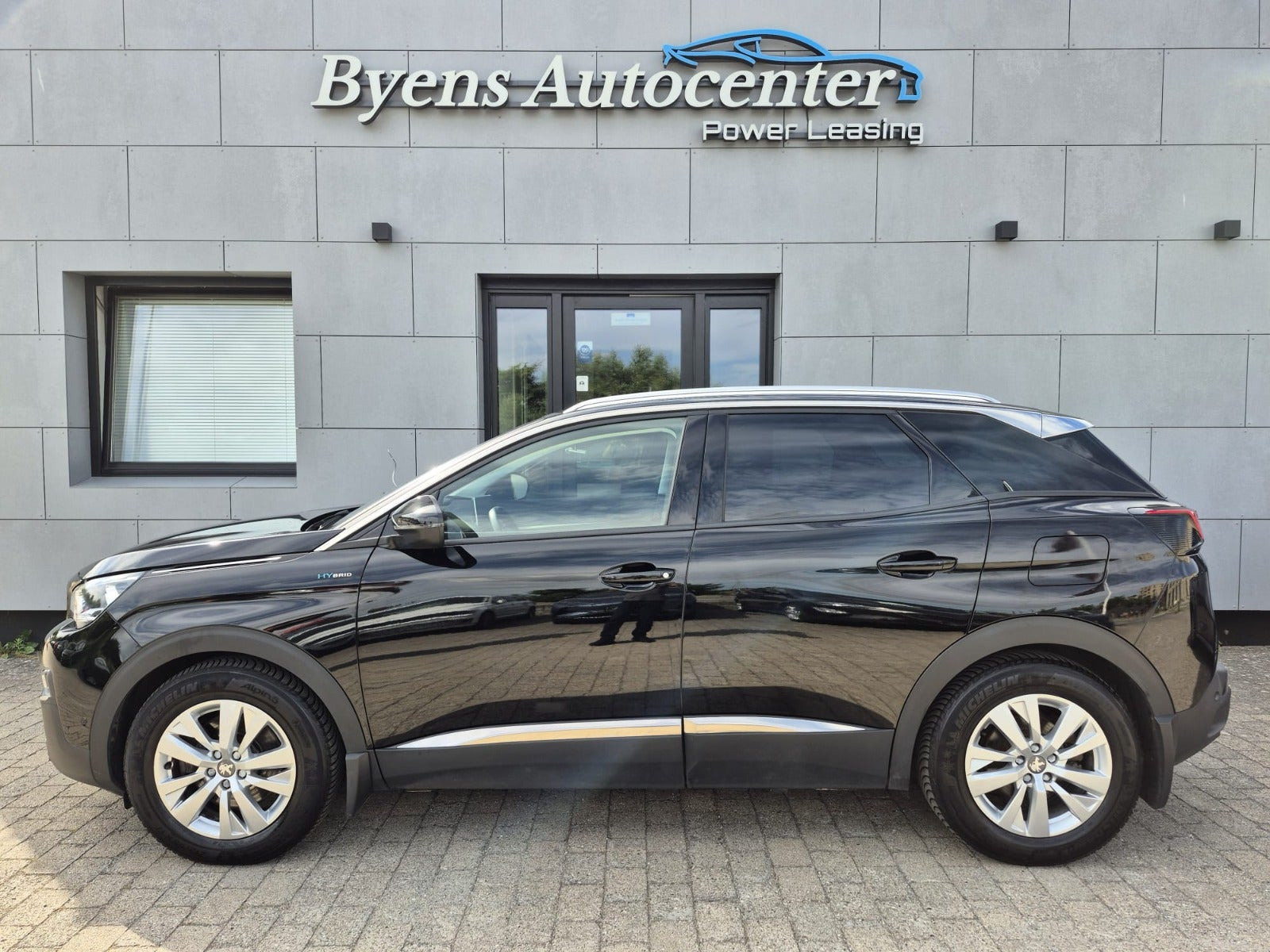Sort Peugeot 3008 fra 2020