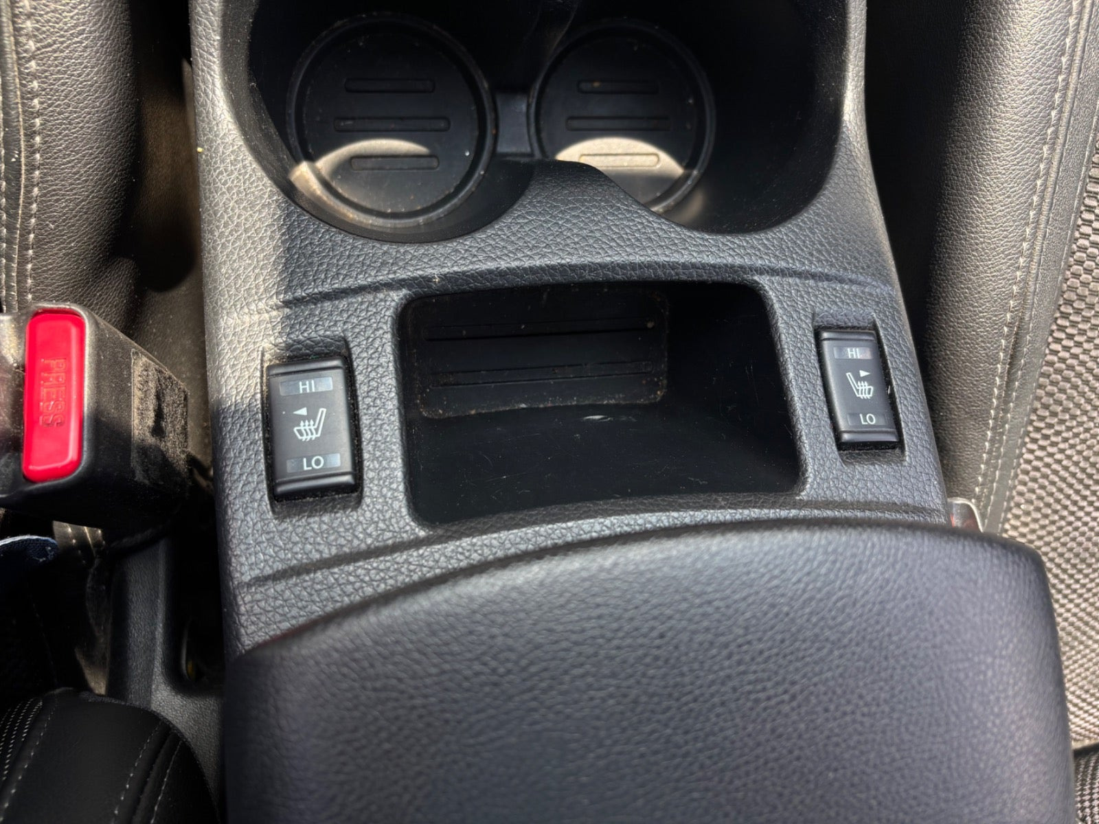 Sort Nissan Qashqai fra 2016