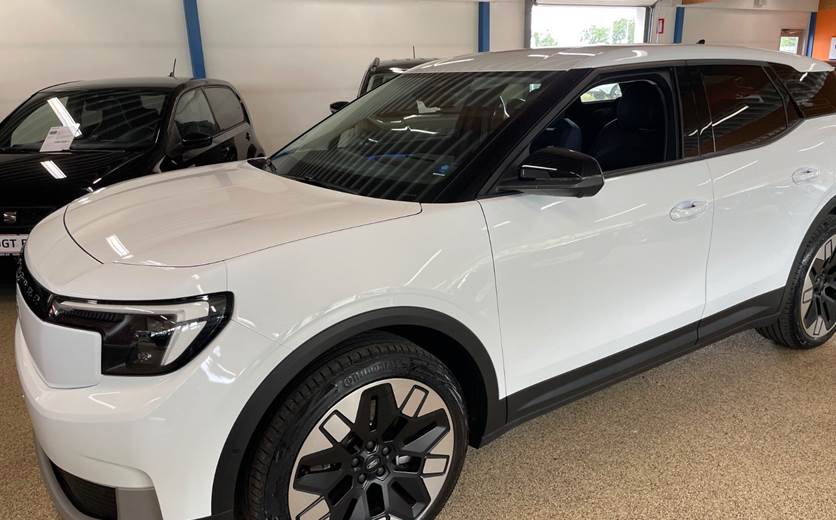 Ford Explorer 79 Premium Extended Range AWD