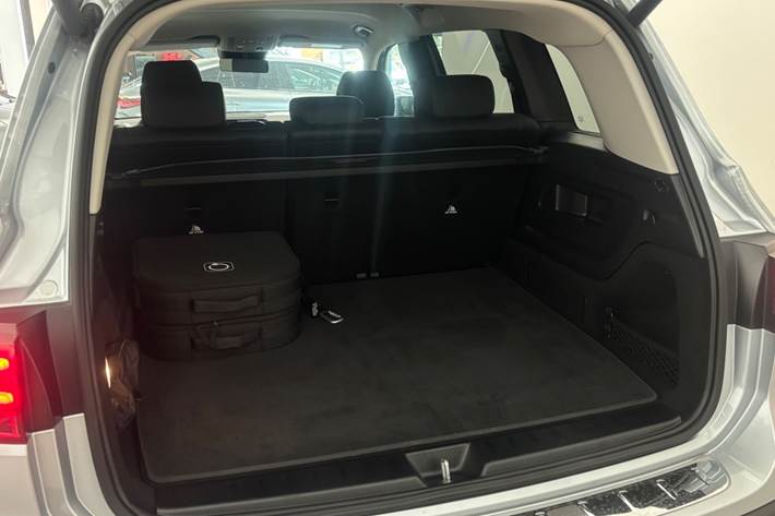 Sort Mercedes EQB250+ fra 2026