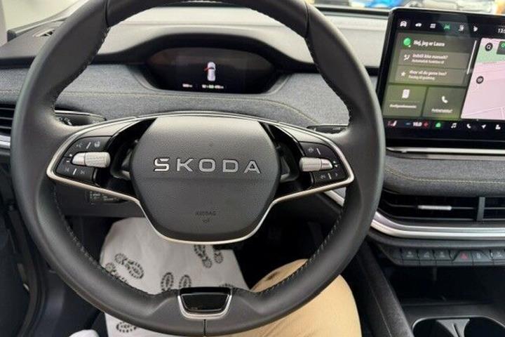 Grå Skoda Elroq fra 2025