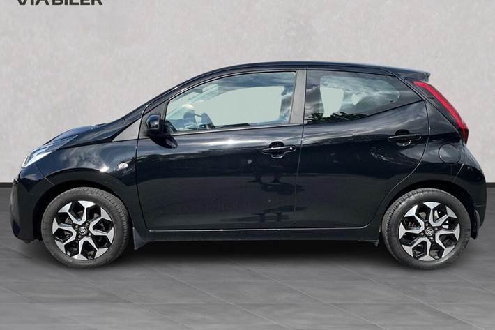 Sort Toyota Aygo fra 2019