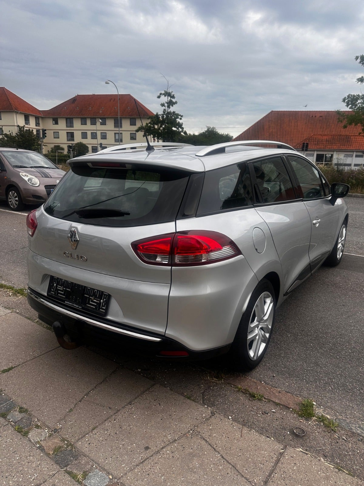 Sølv Renault Clio IV fra 2017