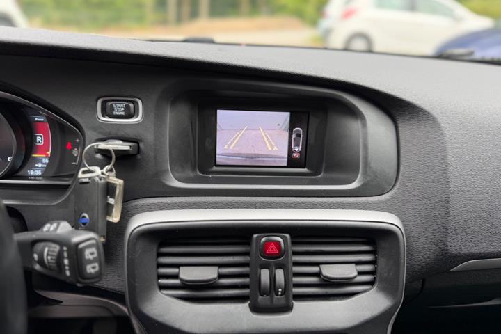 Sort Volvo V40 fra 2013