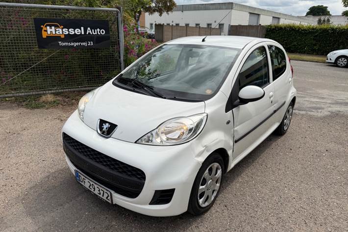 undefined Peugeot 107 fra 2011