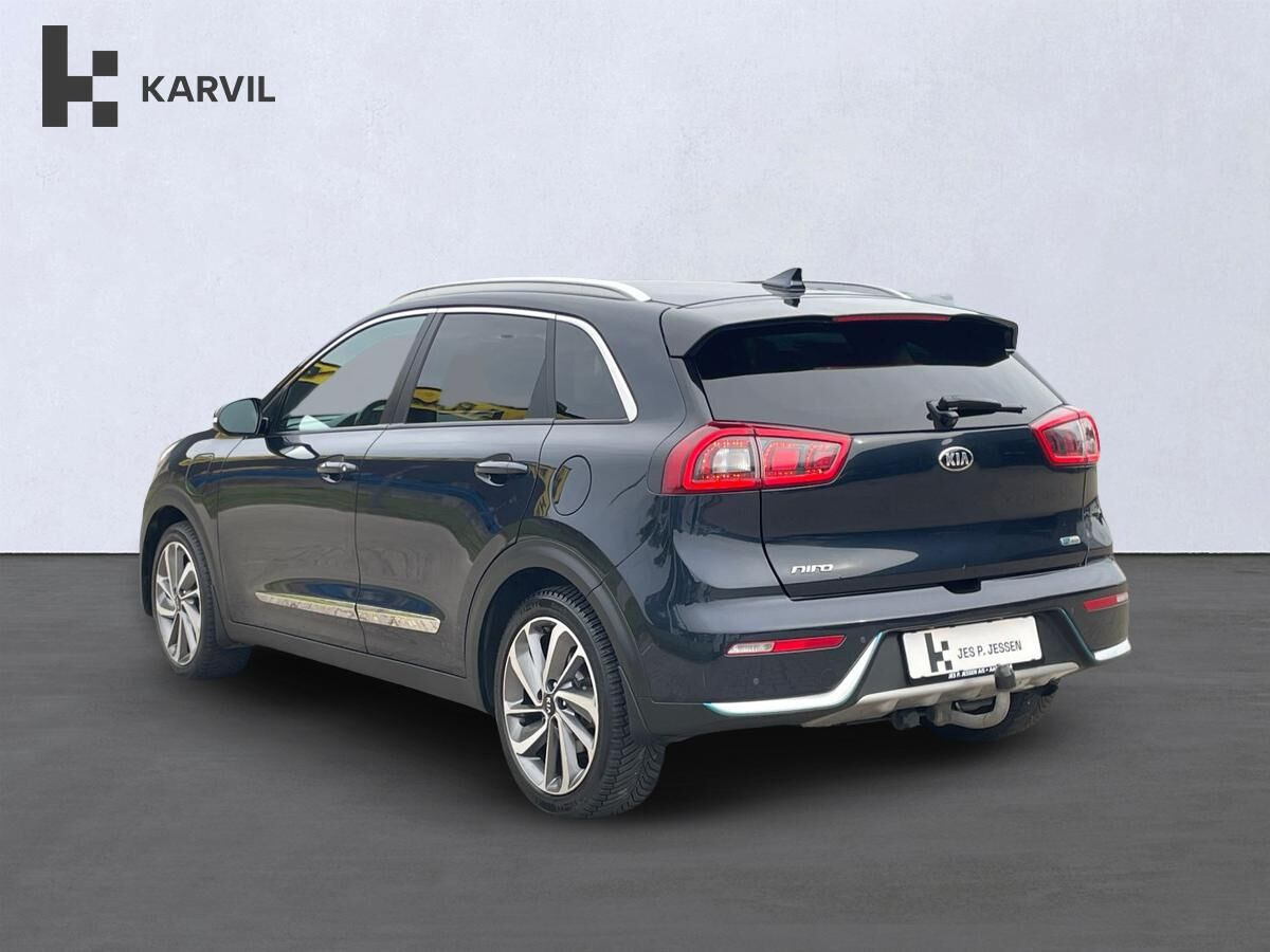Blå Kia Niro fra 2018