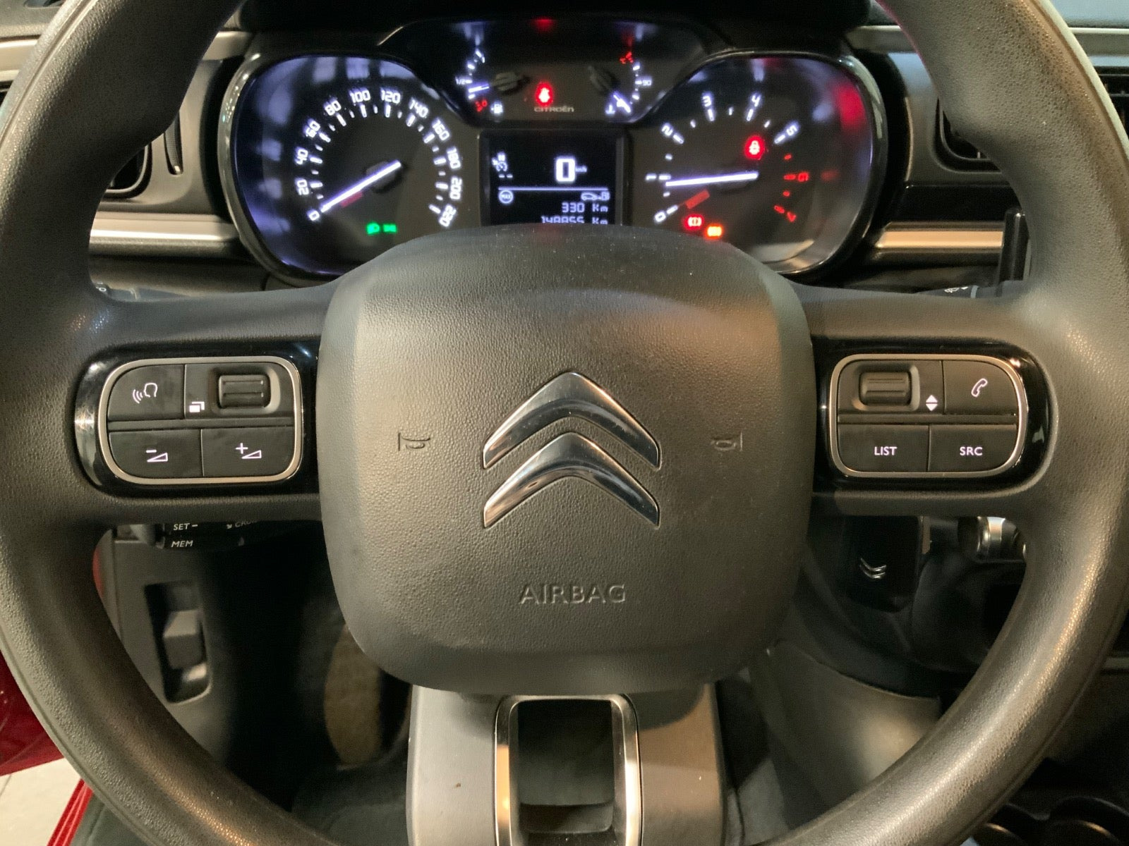 Rød Citroën C3 fra 2018
