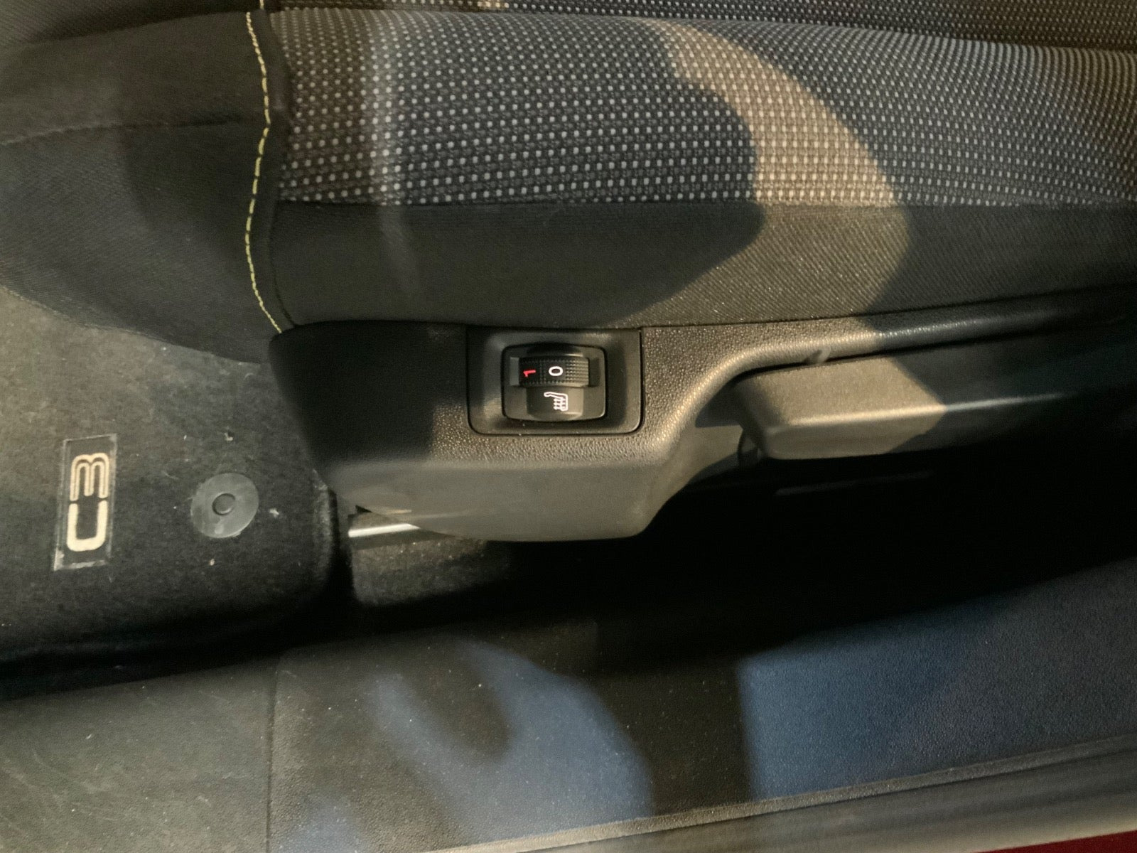 Rød Citroën C3 fra 2018