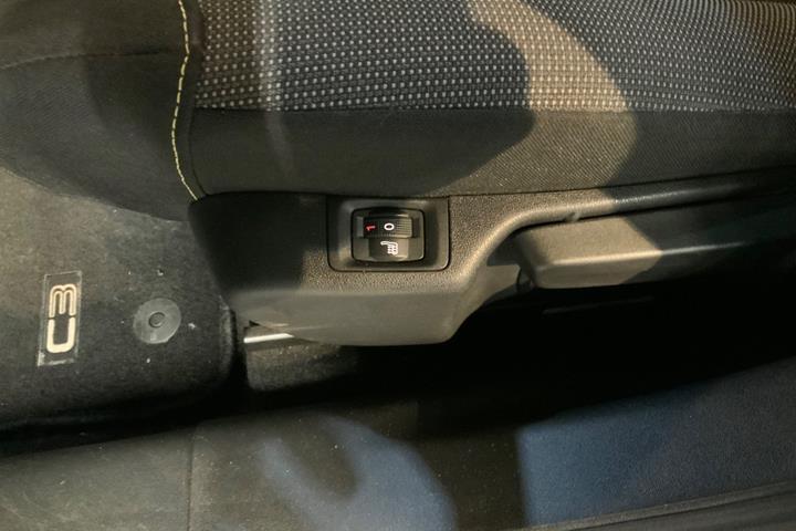 Rød Citroën C3 fra 2018