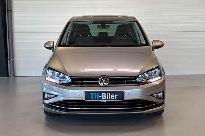 undefined VW Golf Sportsvan fra 2020