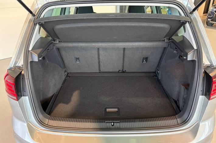 undefined VW Golf Sportsvan fra 2020