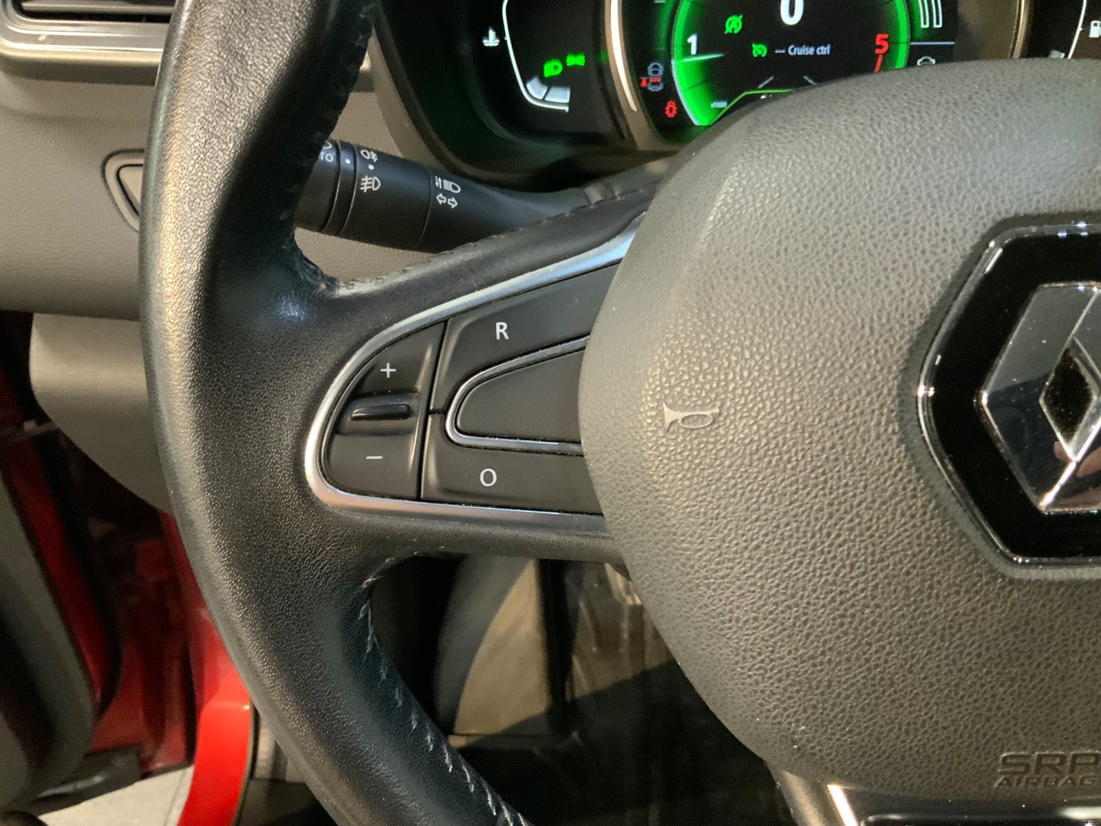 Rød Renault Kadjar fra 2016