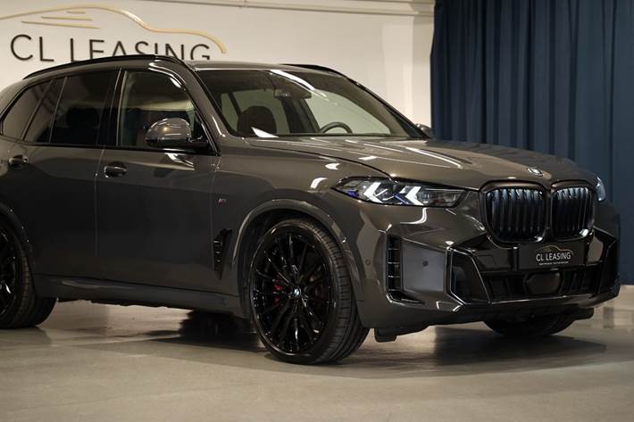 Grå BMW X5 fra 2023