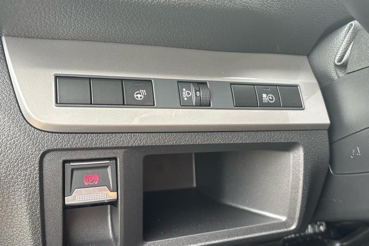 Sort Citroën Jumpy fra 2026