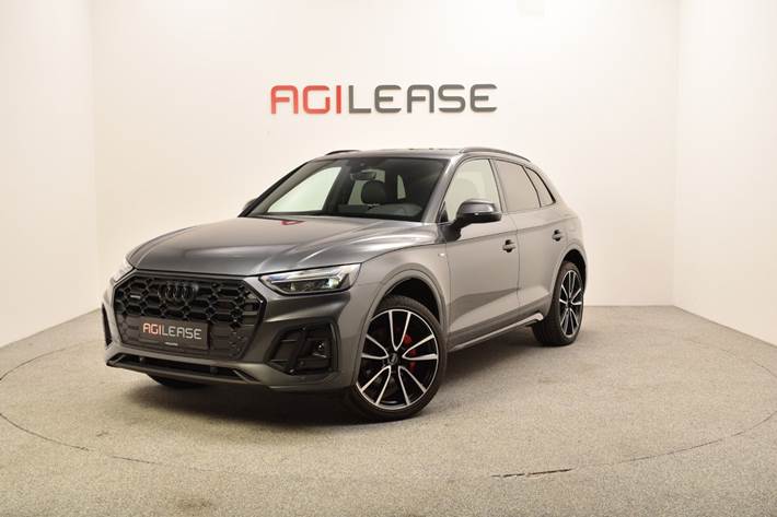 Grå Audi Q5 fra 2023