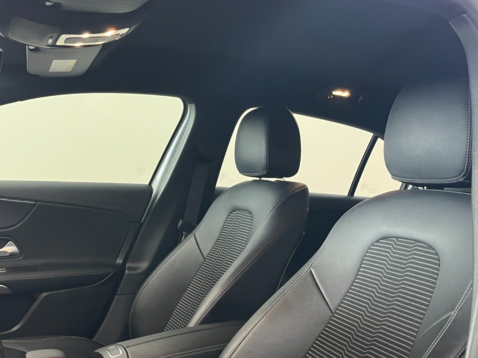 Hvid Mercedes A200 d fra 2020
