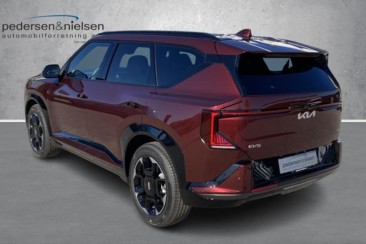 Rød Kia EV5 fra 2026