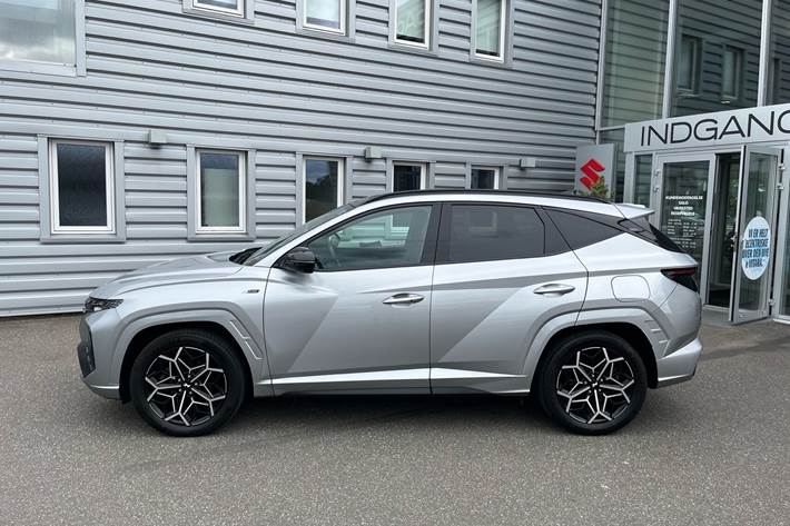 Sølv Hyundai Tucson fra 2022