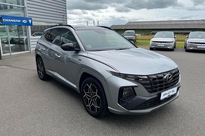 Sølv Hyundai Tucson fra 2022