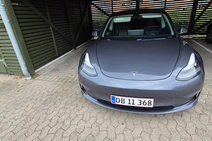 undefined Tesla Model 3 fra 2019