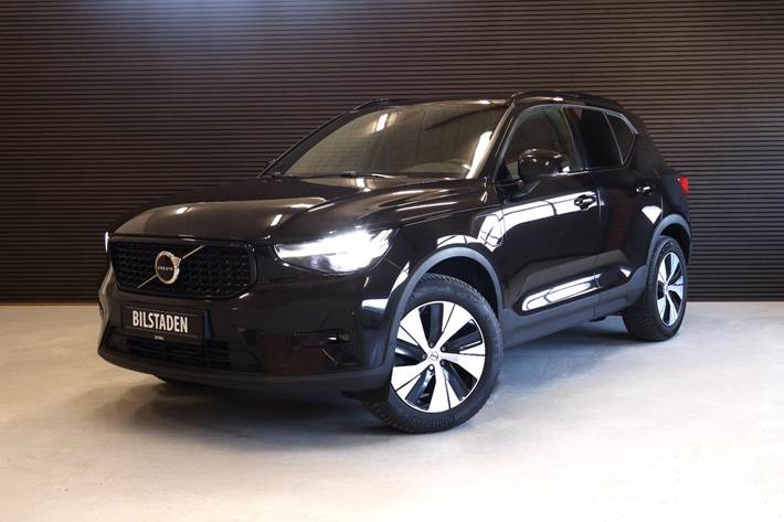 Sort Volvo XC40 fra 2023