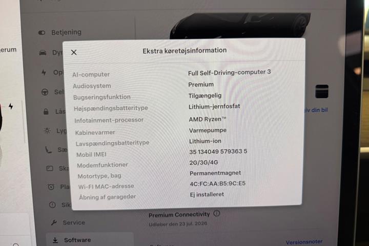 Sort Tesla Model Y fra 2023